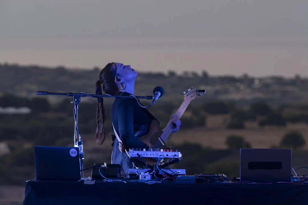 Daniela Pes in concerto in Sicilia: due date del tour Spira nell'Isola
