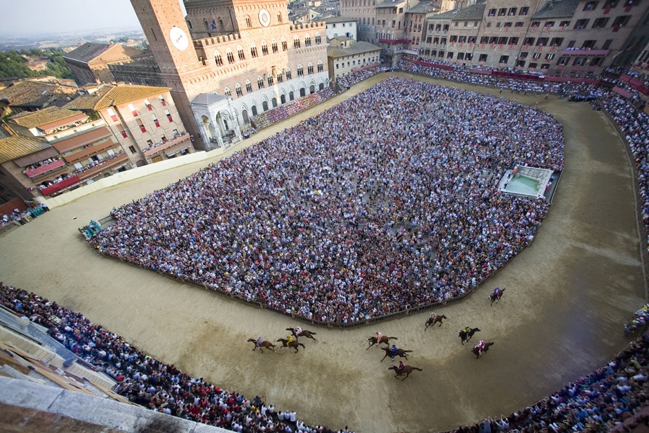 Palio di Siena tutto pronto per la sfida in Piazza del Campo intoscana