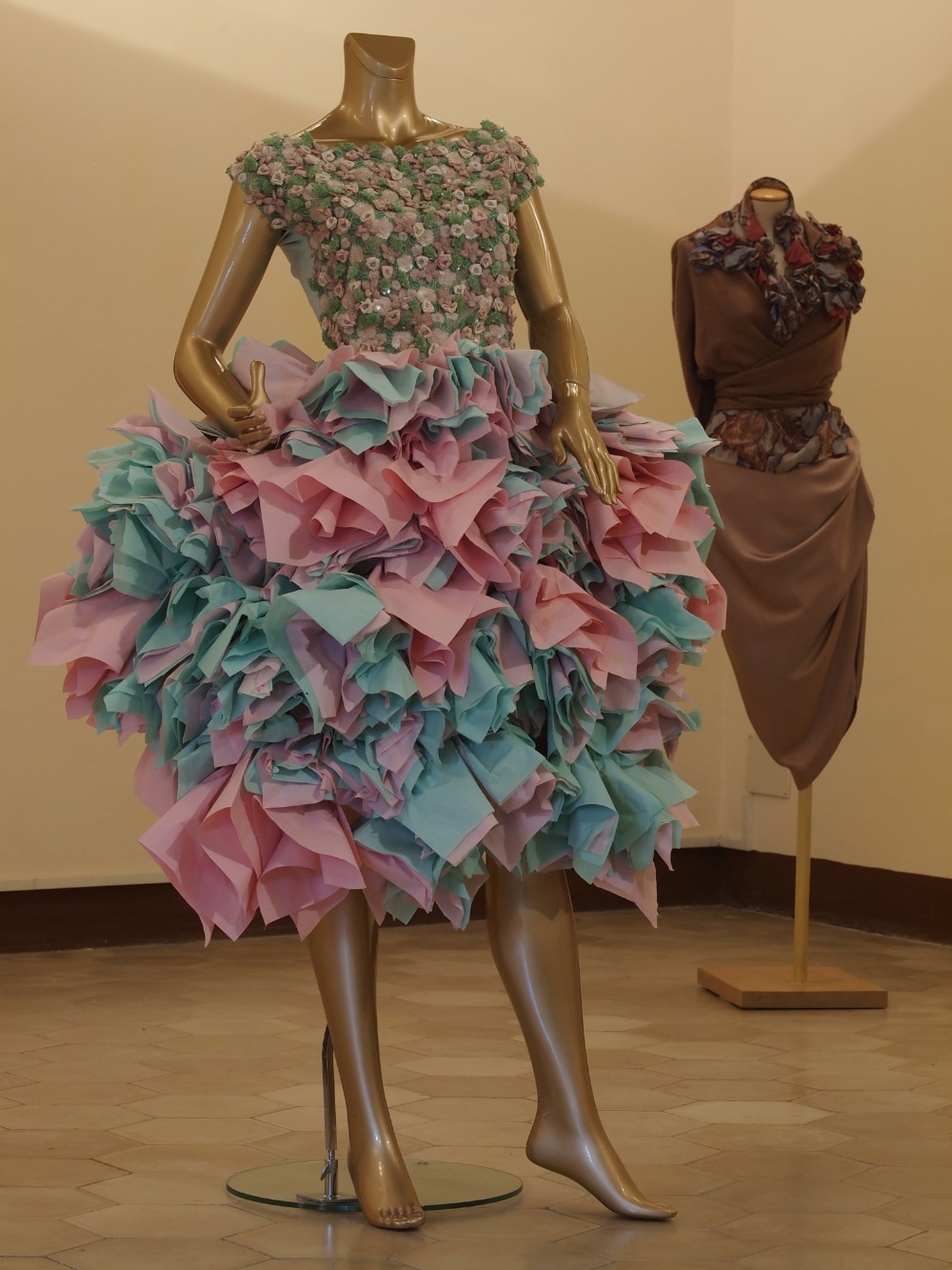 In Mostra A Siena Haute Couture Haute Carture Intoscana