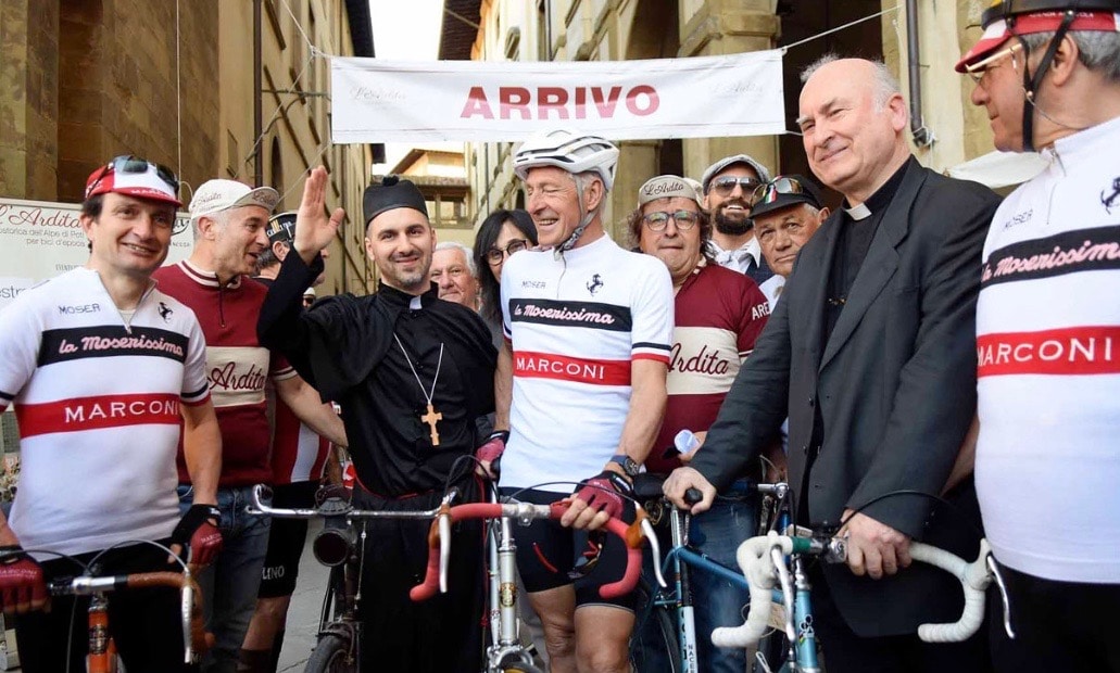 Biciclette polvere e passione ad Arezzo si corre l Ardita